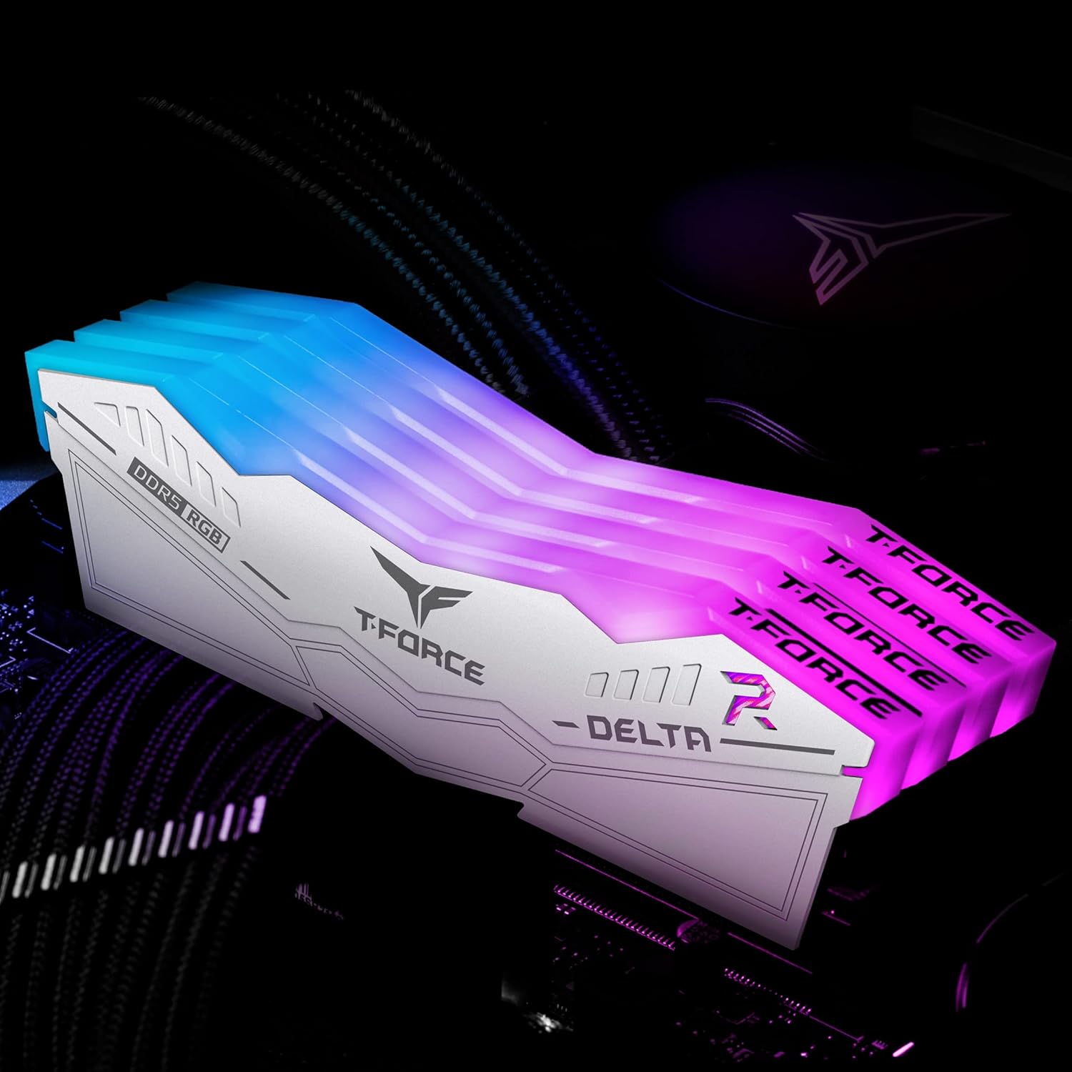 TeamGroup T-Force Delta RGB 2x16GB 6400MHz DDR5 WHITE